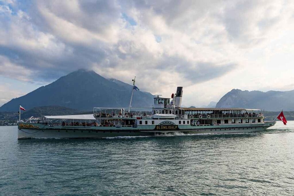 Schifffahrt auf dem Thunersee – Mit SEO in Thun Kurs auf Erfolg nehmen